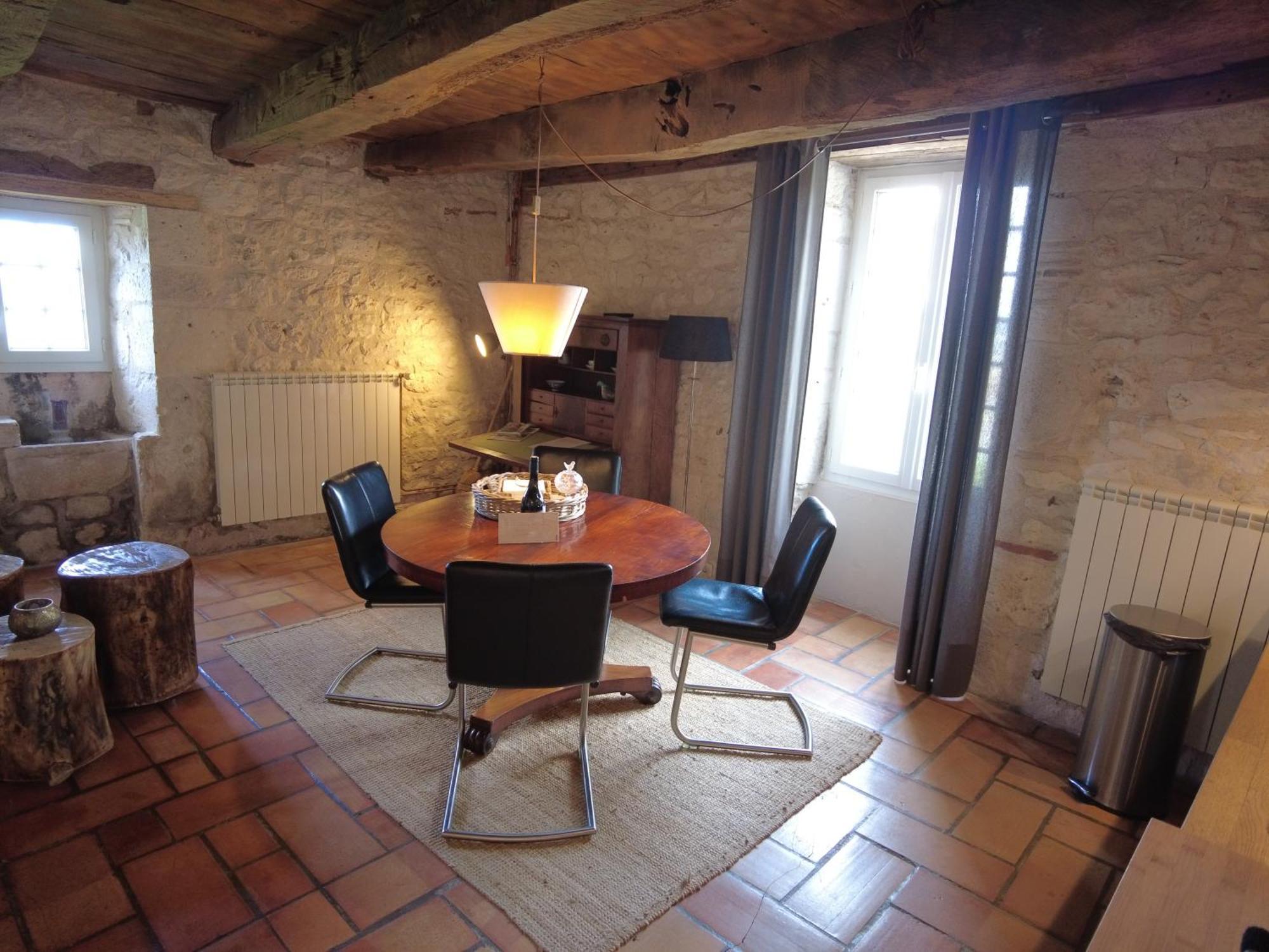 Bergerie Le Vieux Manoir Appartement Valeilles Buitenkant foto