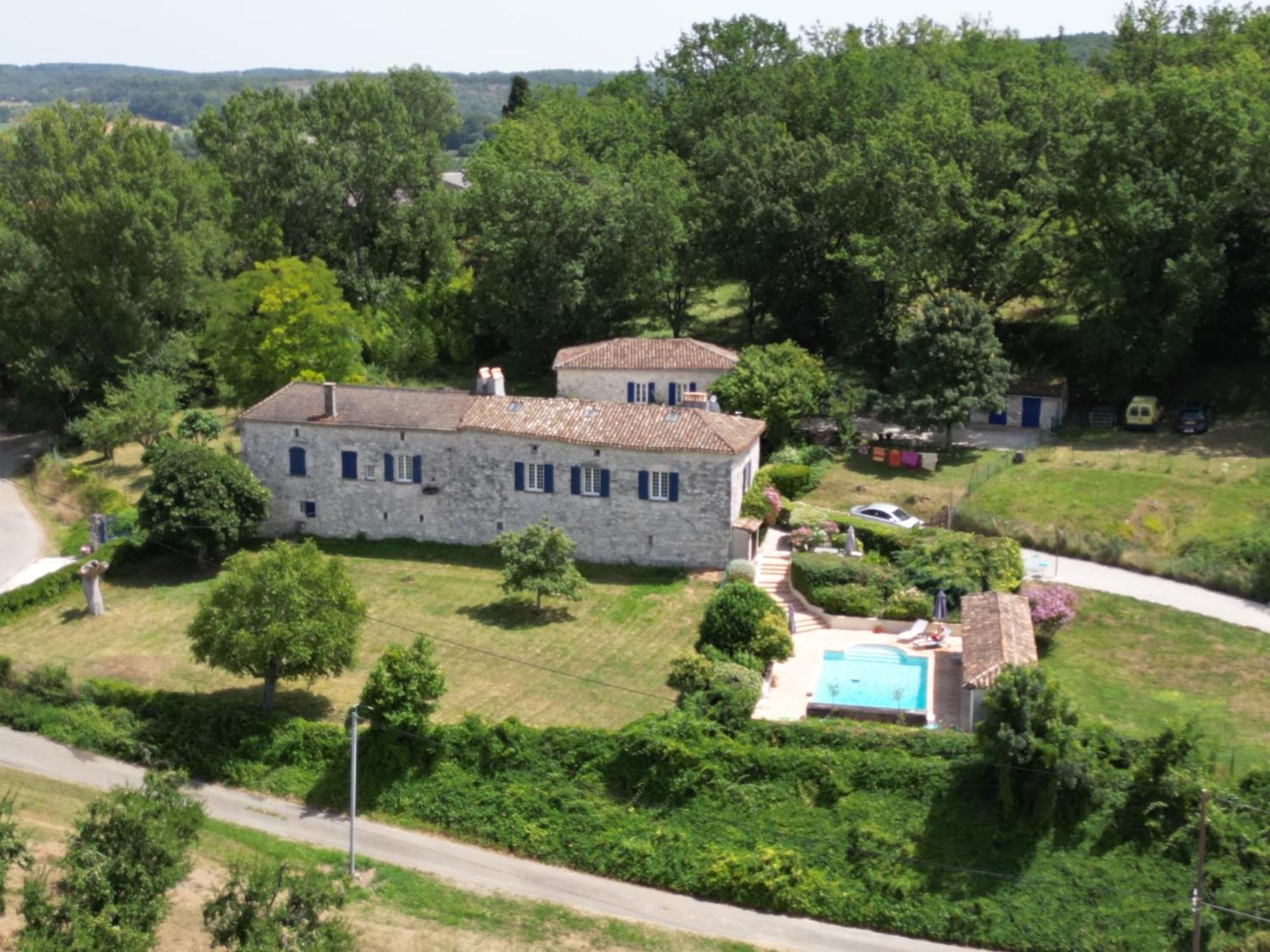 Bergerie Le Vieux Manoir Appartement Valeilles Buitenkant foto